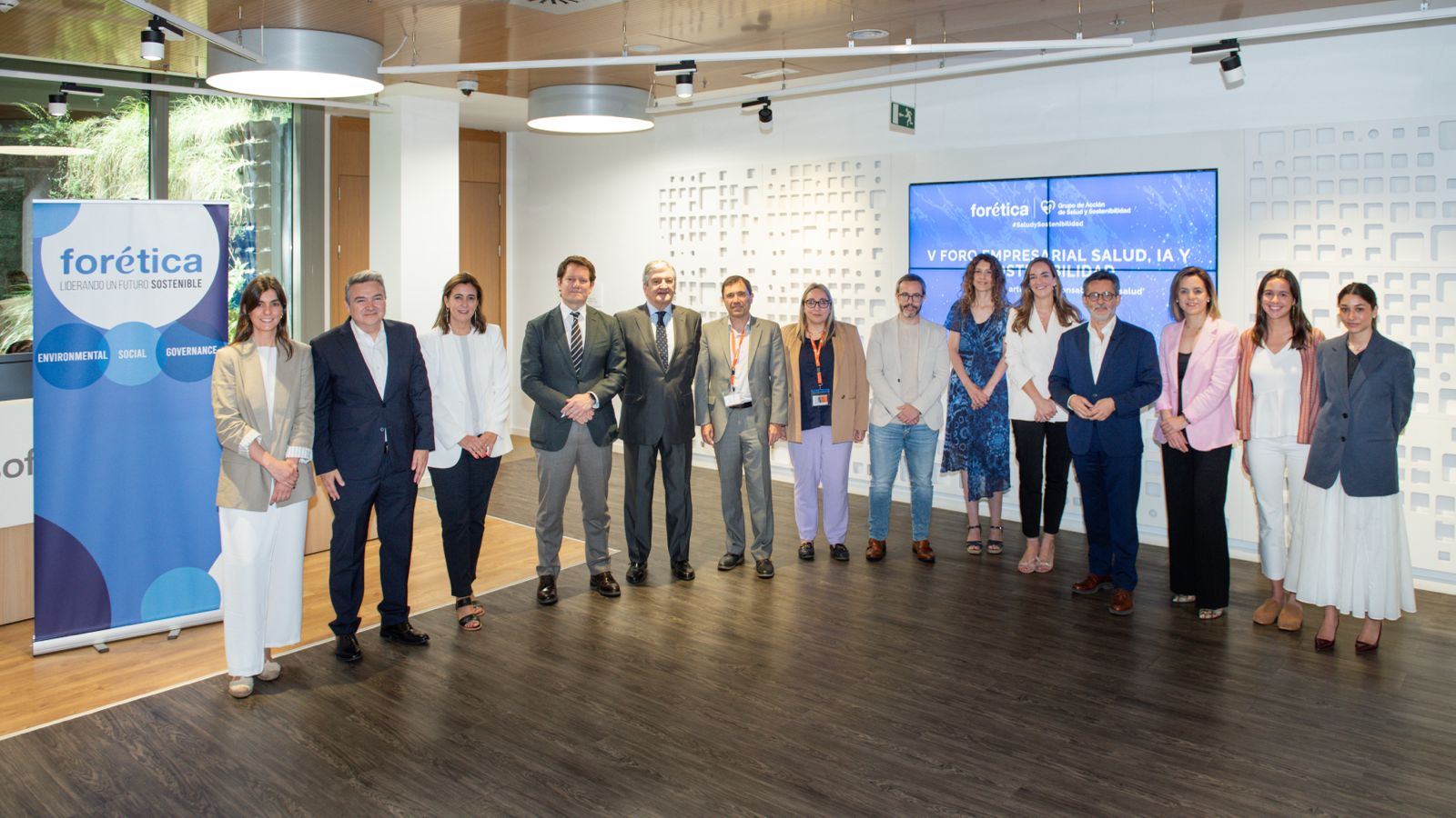 Forética analiza la capacidad de la Inteligencia Artificial para transformar el sector de la salud de manera ética y responsable
