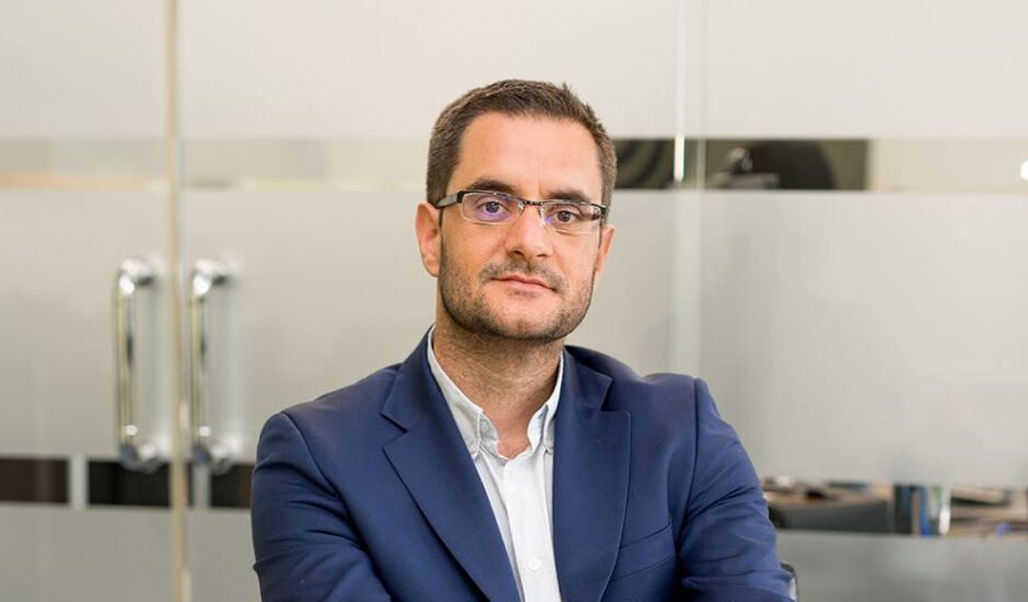 Luis Santamaría, Inversiones TIC en España: Un Impulso hacia la Modernización