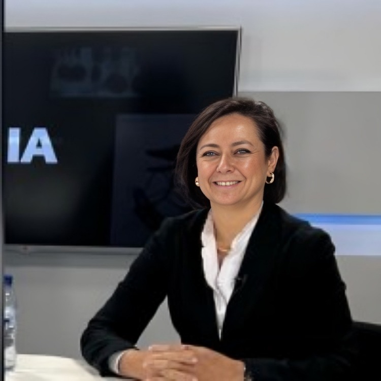 Carmen Reina, Tecnologías Exponenciales y la Evolución Humana: Un Futuro Prometedor con Desafíos a Superar