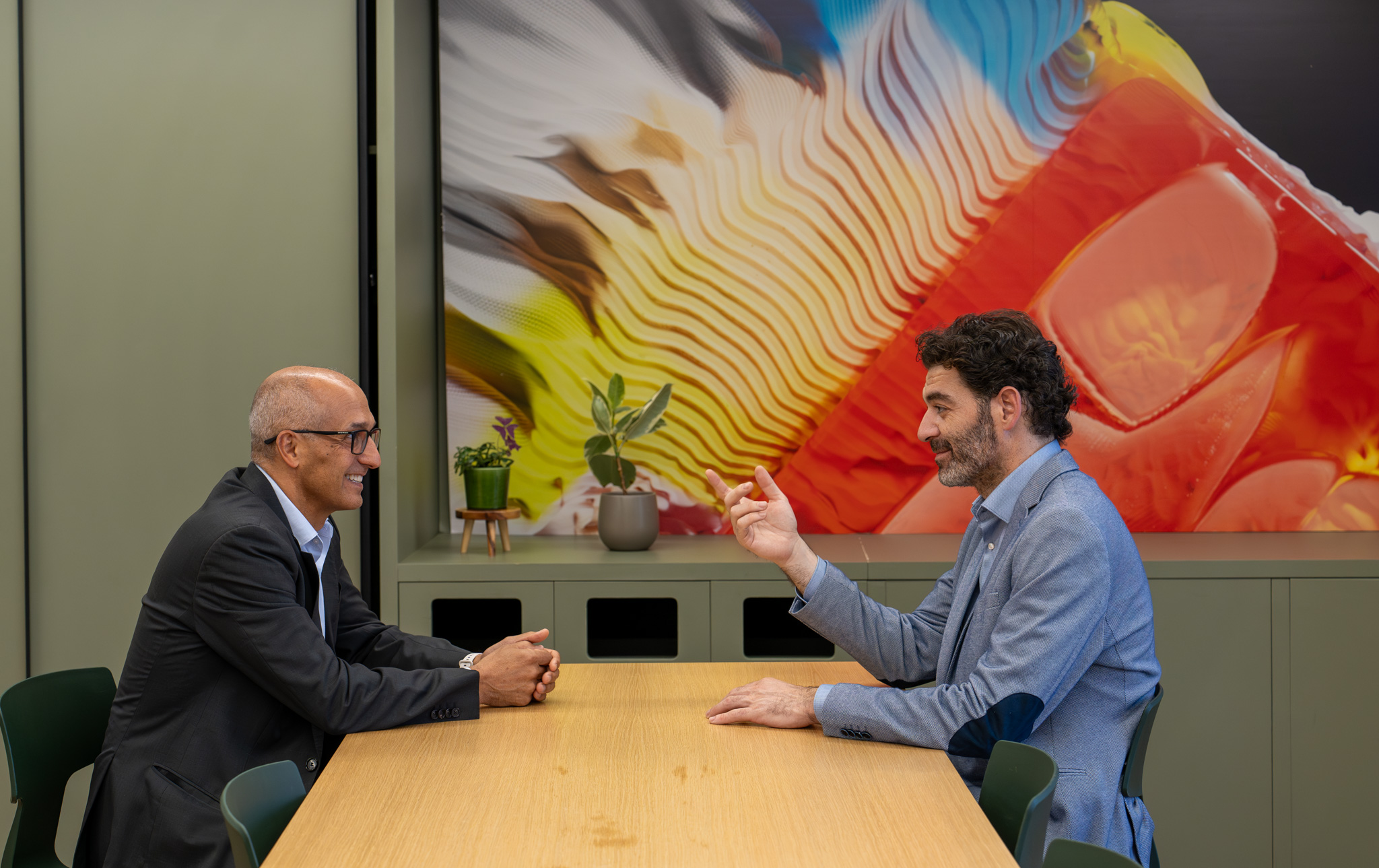 Entrevista a Isaac Hernández: «Ser curioso y abrazar la diversidad es mejor que ser solo inteligente»