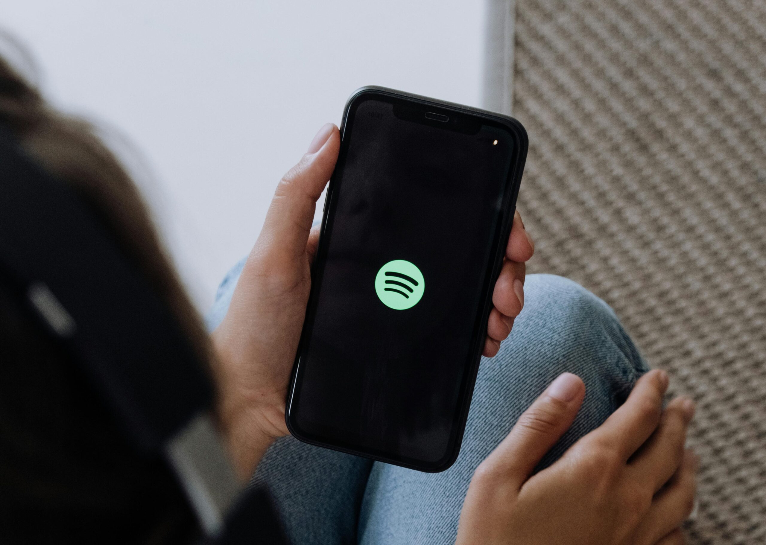 Opera y Spotify se asocian para integrar el servicio de streaming de música en el navegador