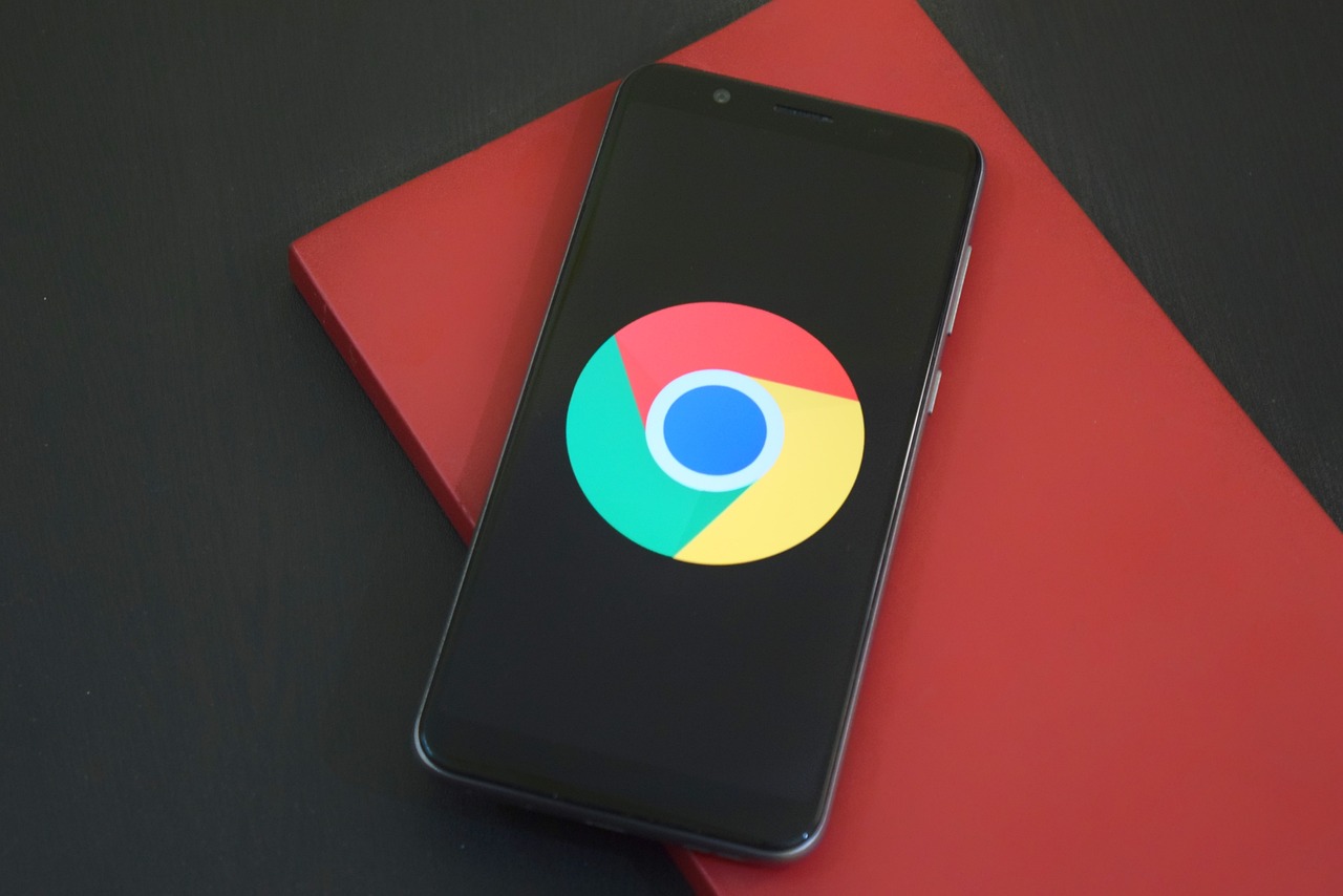 Google utilizará LLM para identificar webs fraudulentas en Chrome
