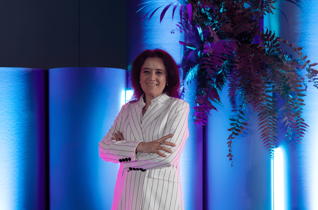 Entrevista a Elena Medina: «La transformación digital no es un destino, sino un camino de adaptación»