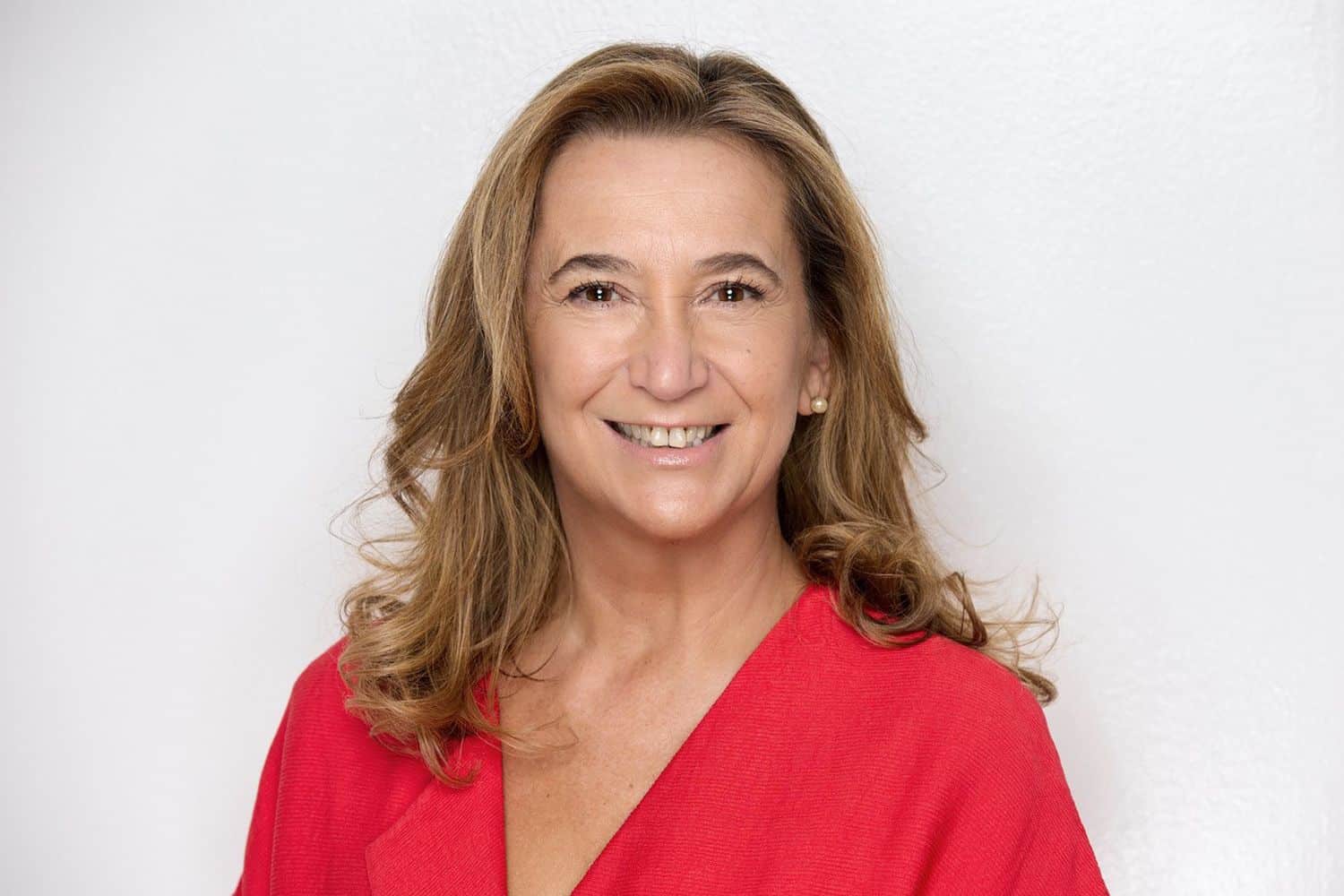 Nombramiento: Rosa Díaz se une a S2 Grupo como Responsable del Sector Público