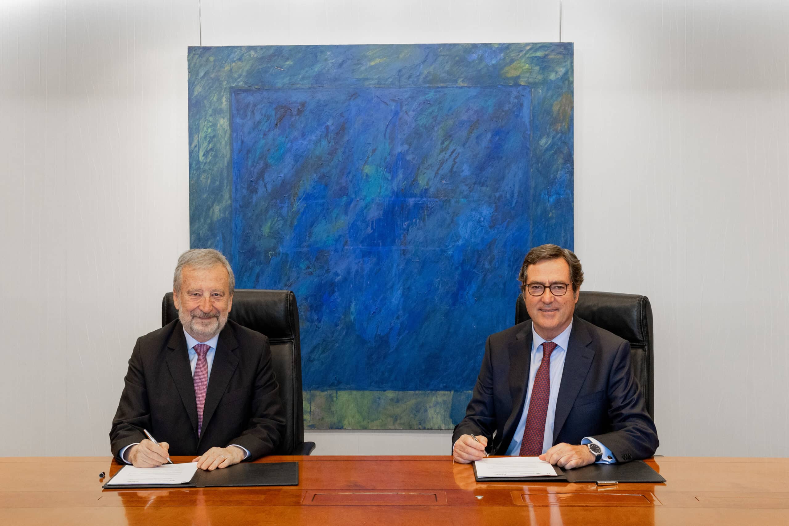 CaixaBank y CEOE refuerzan su alianza estratégica con una nueva línea de financiación empresarial de 45.000 millones de euros