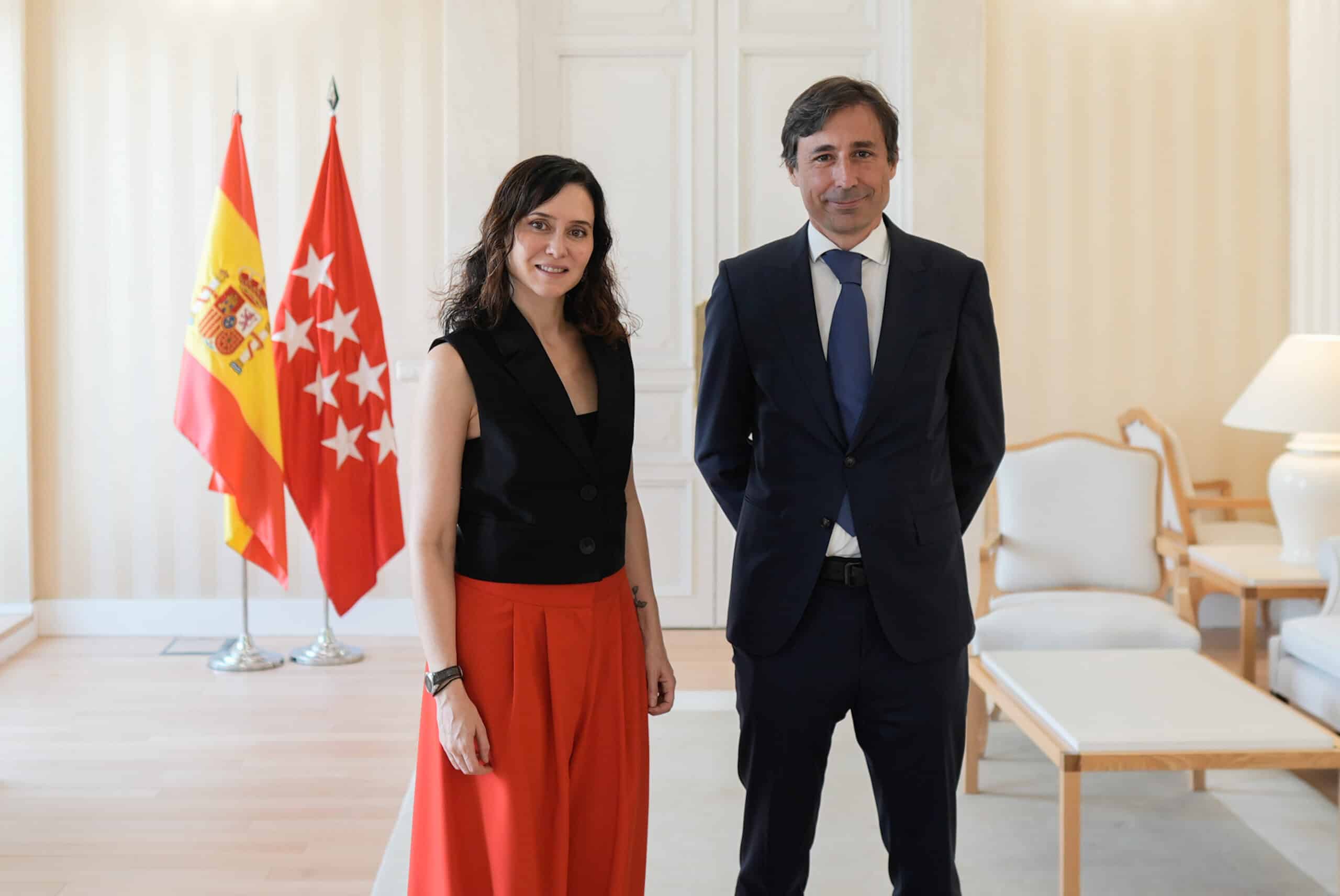 Madrid lidera la digitalización pública: 170.000 empleados serán formados en IA generativa con Copilot de Microsoft