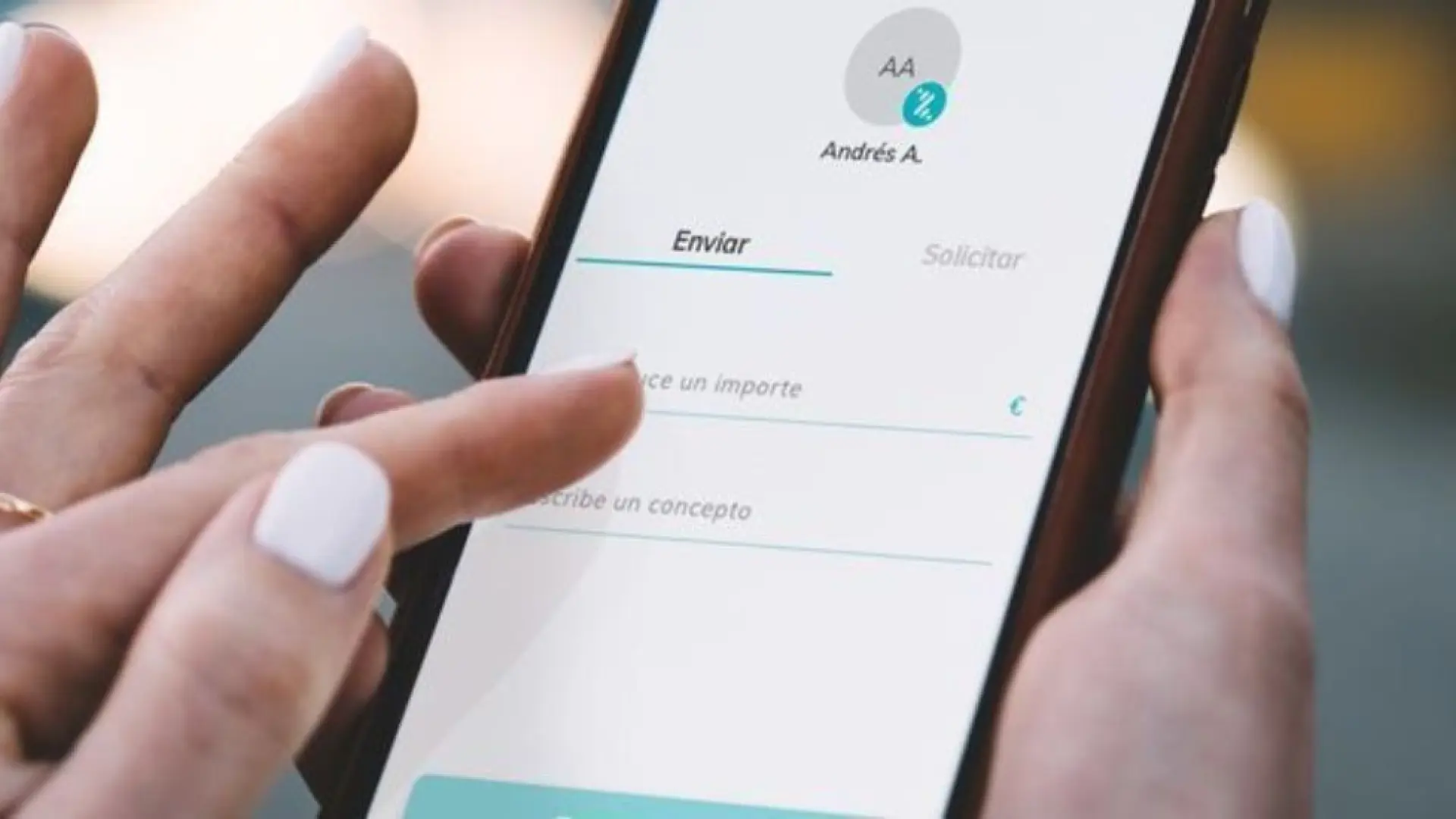 Nueva estafa en WhatsApp: videollamadas falsas para pedir Bizums