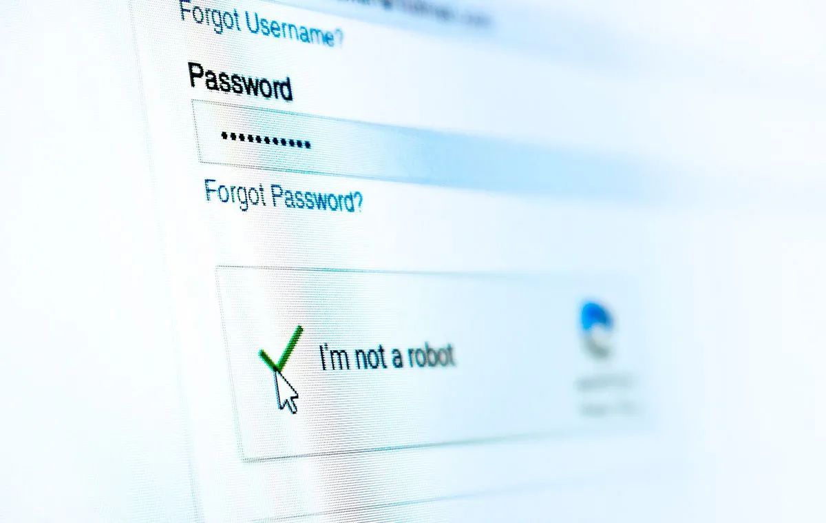 CAPTCHAs falsos: el cebo invisible que está infectando miles de ordenadores