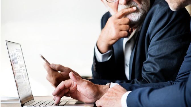 IA en la cima: Por qué los CEO ya no pueden ignorarla