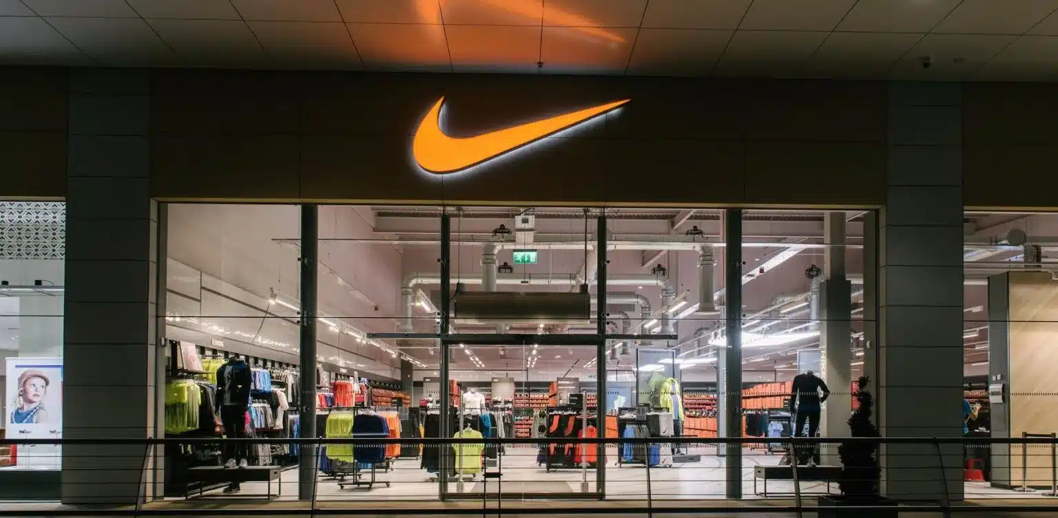 Nike acelera su salto hacia el textil circular con Syre y Loop Industries