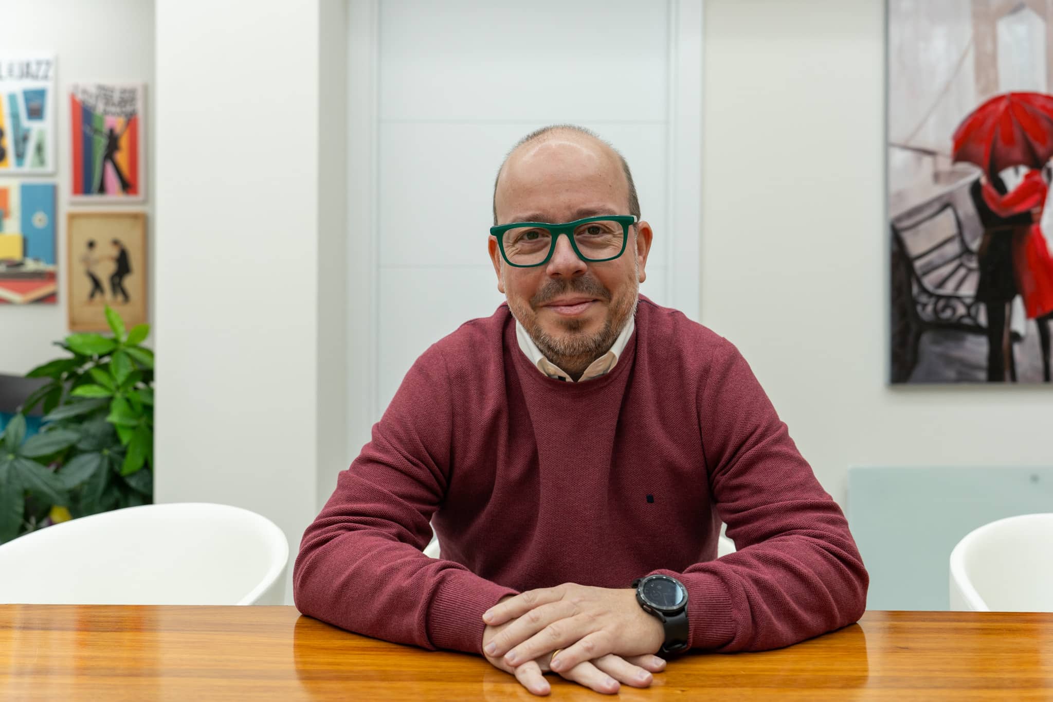 Entrevista a Javier Zapata: “Viajar, leer y pasar tiempo con la familia es lo que me recarga”